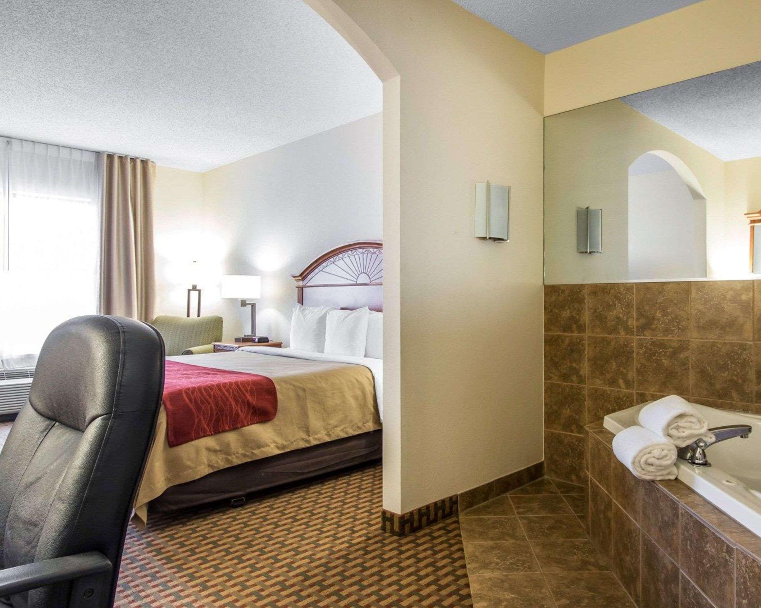 Garner Hotel Oklahoma City - Quail Springs By Ihg מראה חיצוני תמונה